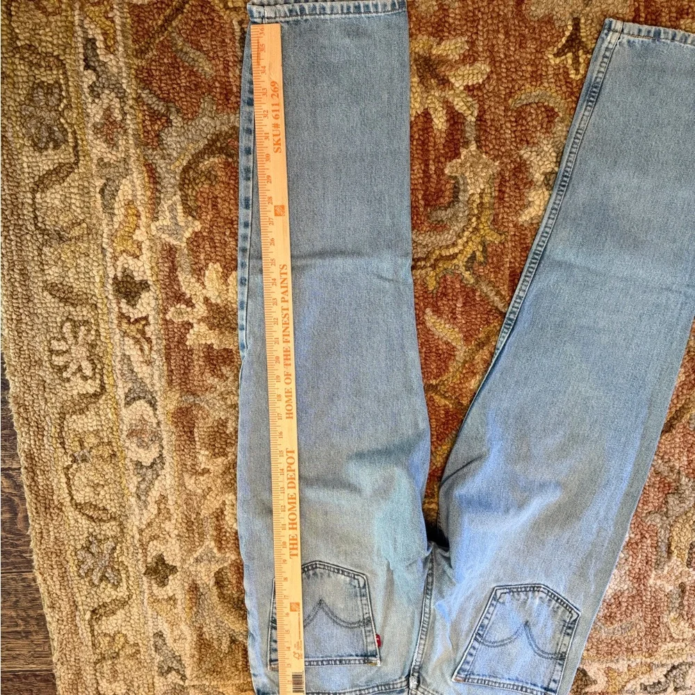 Vintage Levi's Light Blue Denim Jeans with Red Tab - Picture 9 of 14